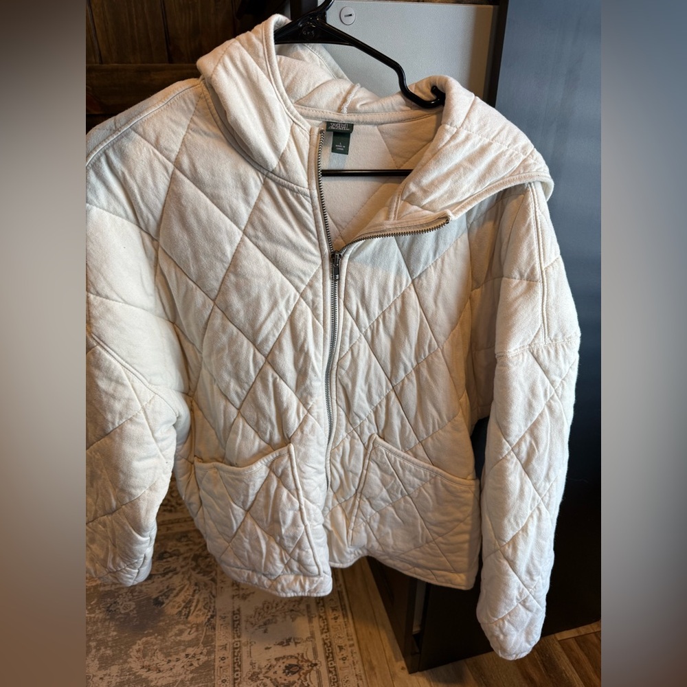 Wild Fable Quilted Cream Hoodie
